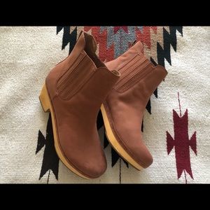 Frye & Co. wooden clog ankle boots